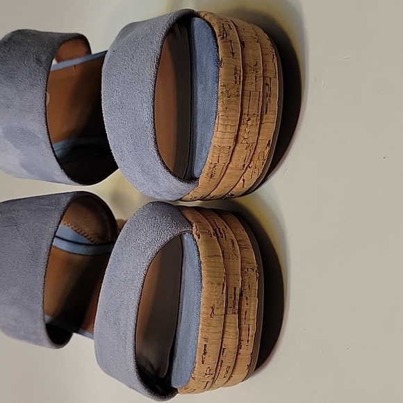 FRANCO SARTO Light Blue Suede Leather Wedge Sandals Size 6.5 - Picture 9 of 16